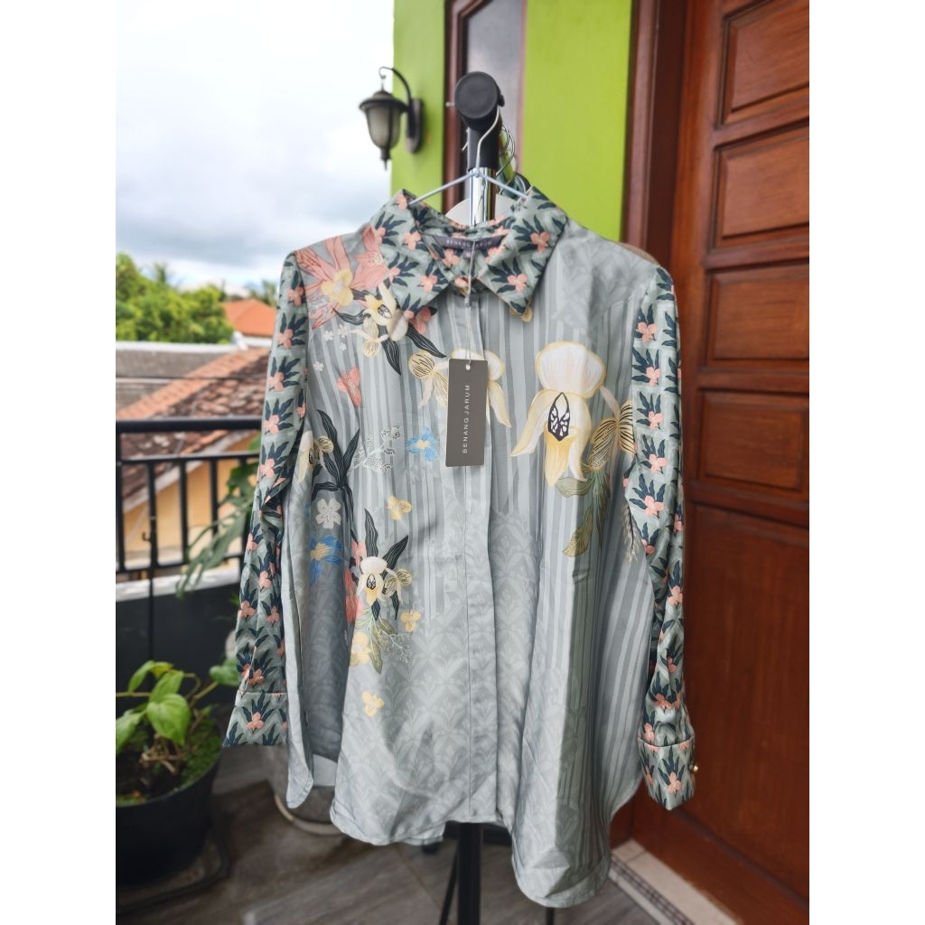 NEW BENANG JARUM REVERIE YOKE SHIRT SAGE XS RARE ITEM BEST SELLER