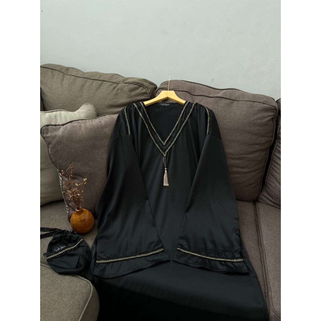 Arabian Abaya - Abaya Arabian | Abaya arab | mukena arab | mukena traveling| mukena sholat | Abaya s