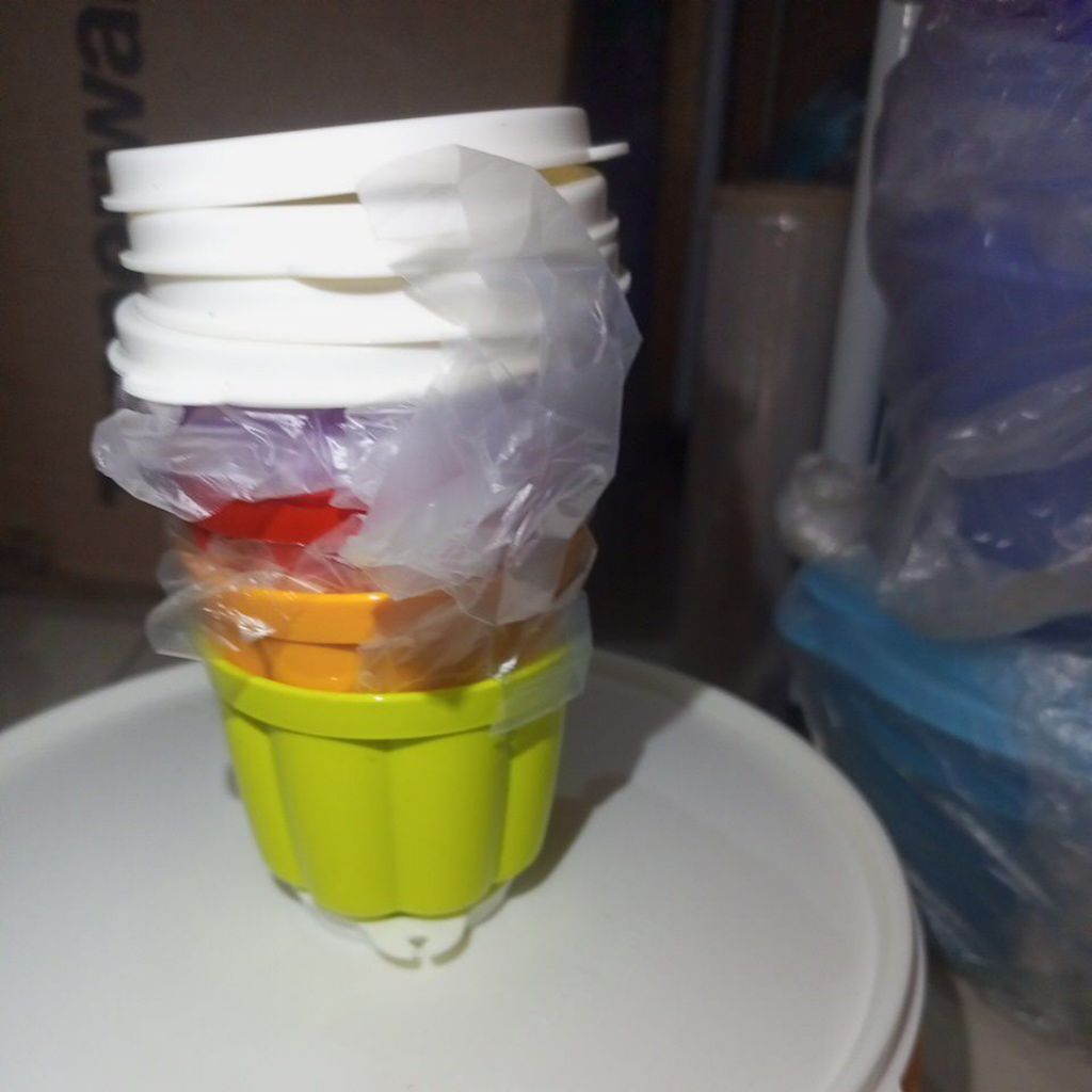 new puding cup ice tups ice cream cup maker baru Tupperware