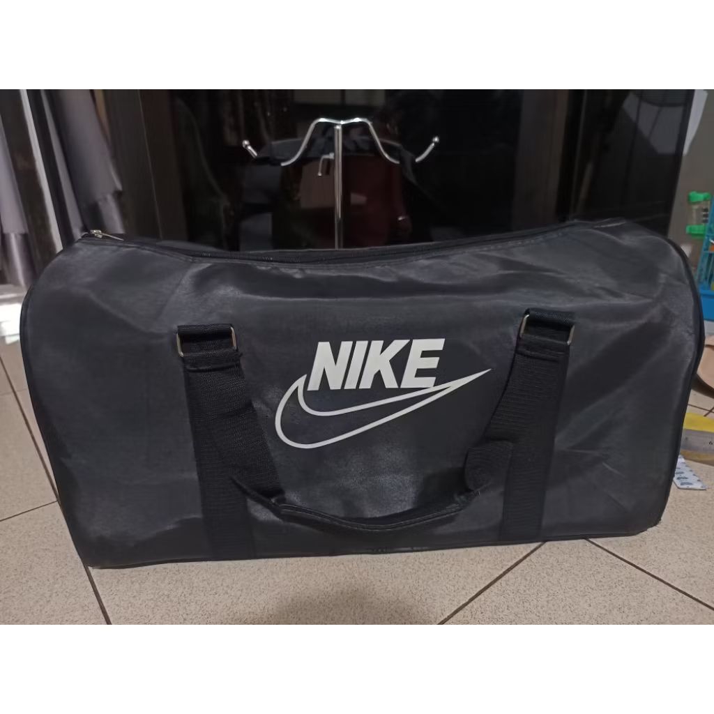 Tas Travel ala Nike Preloved ukuran besar