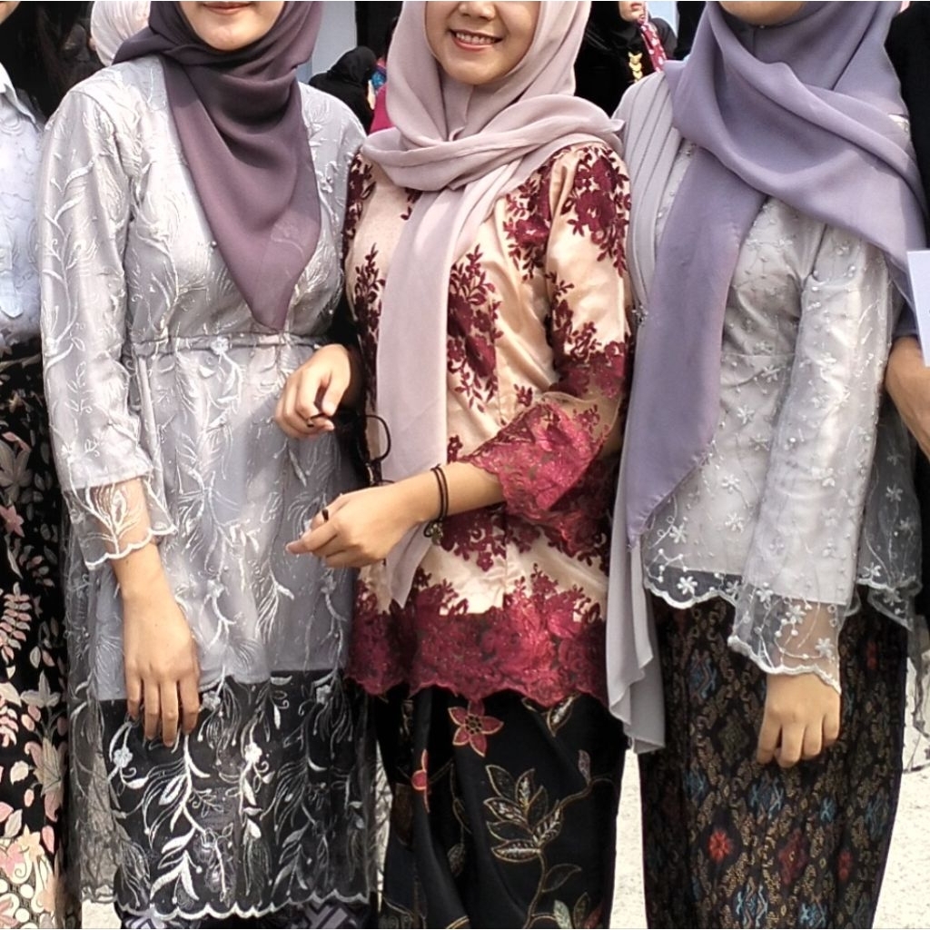 KEBAYA PRESSBODY BARBIE