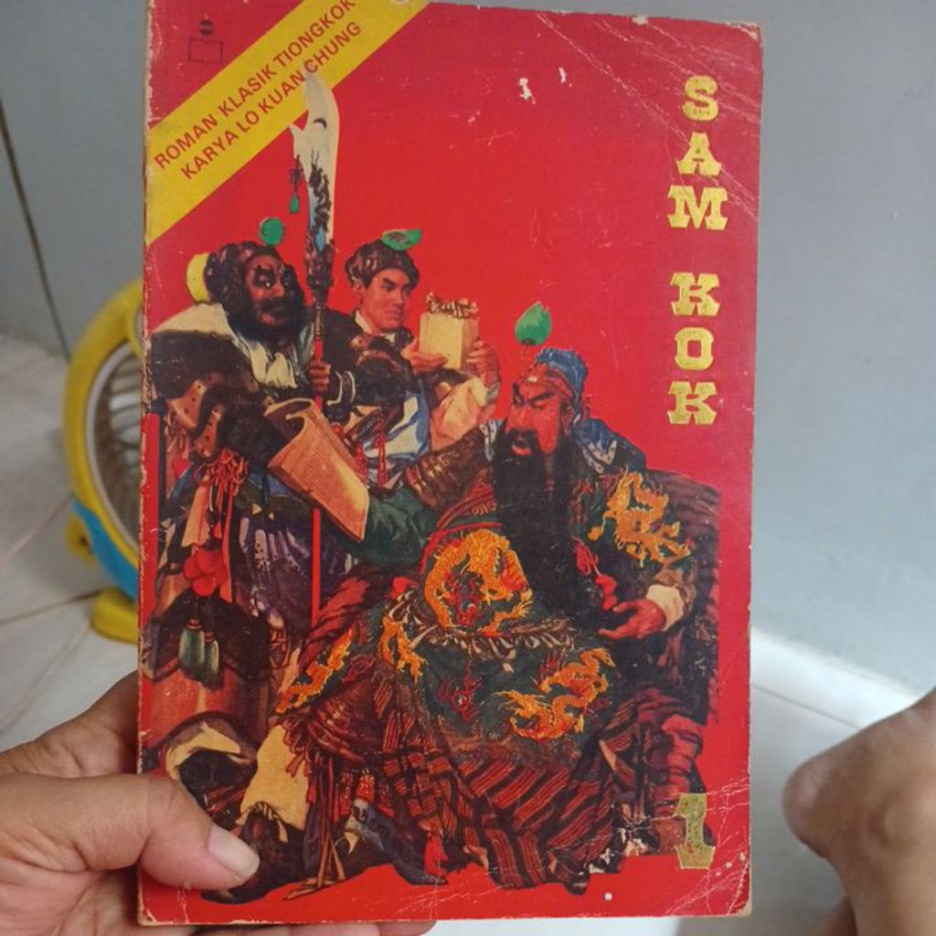 BUKU SAM KOK. ROMAN KLASIK TIONGKOK