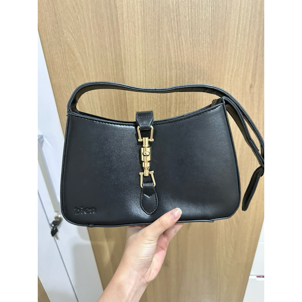 Bien shoulder bag (Sela2nd)