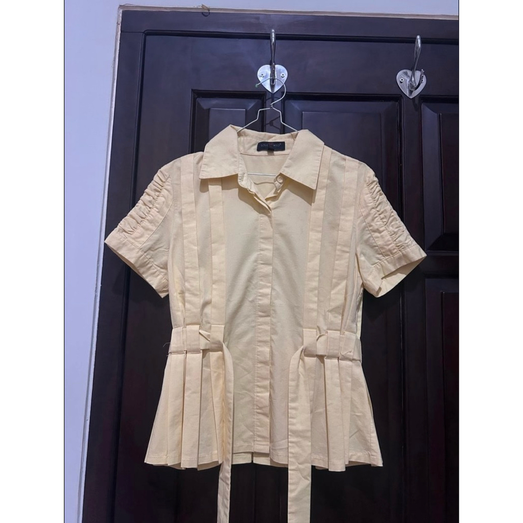 Kemeja Wanita Butter Yellow