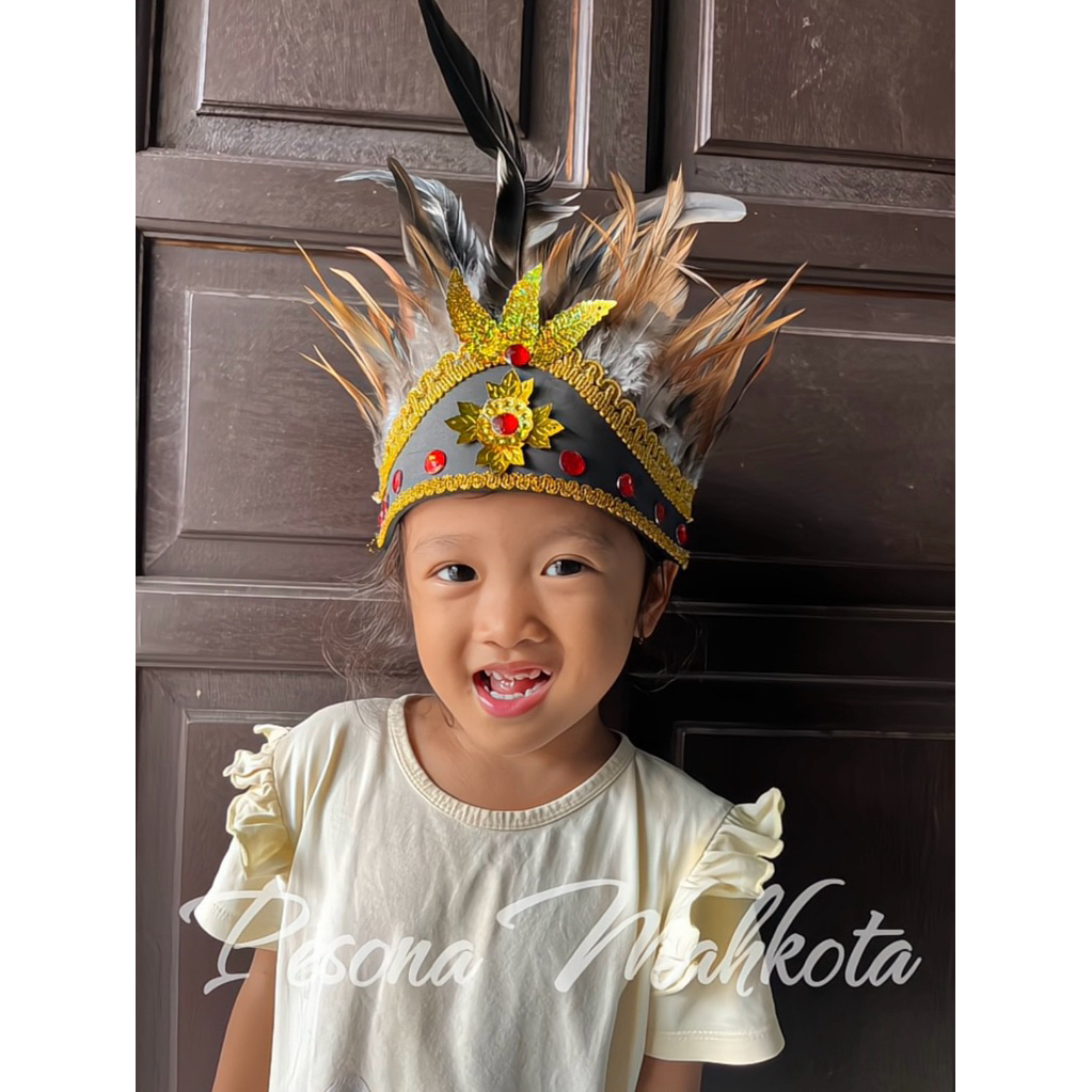 mahkota dayak kalimantan
