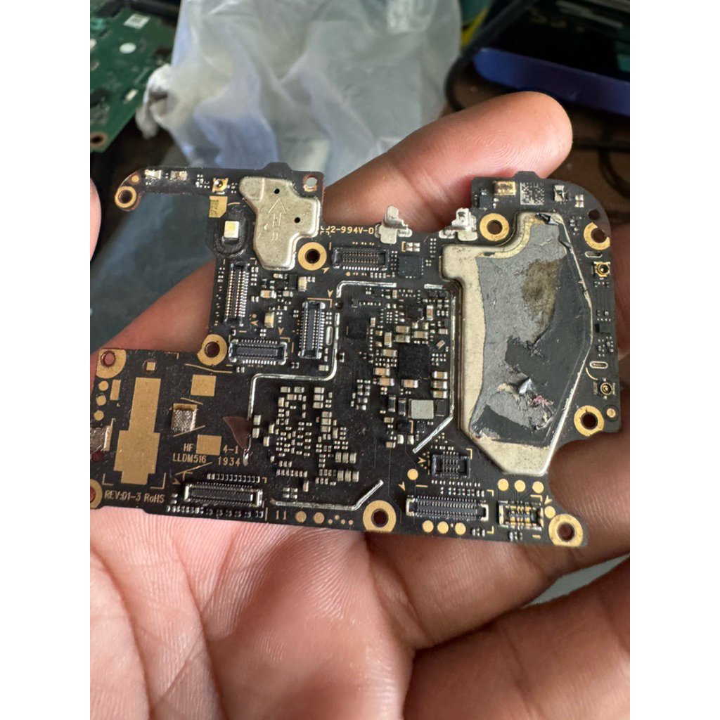 MESIN XIAOMI REDMI NOTE 8 RAM 4GB INTERNAL 64GB