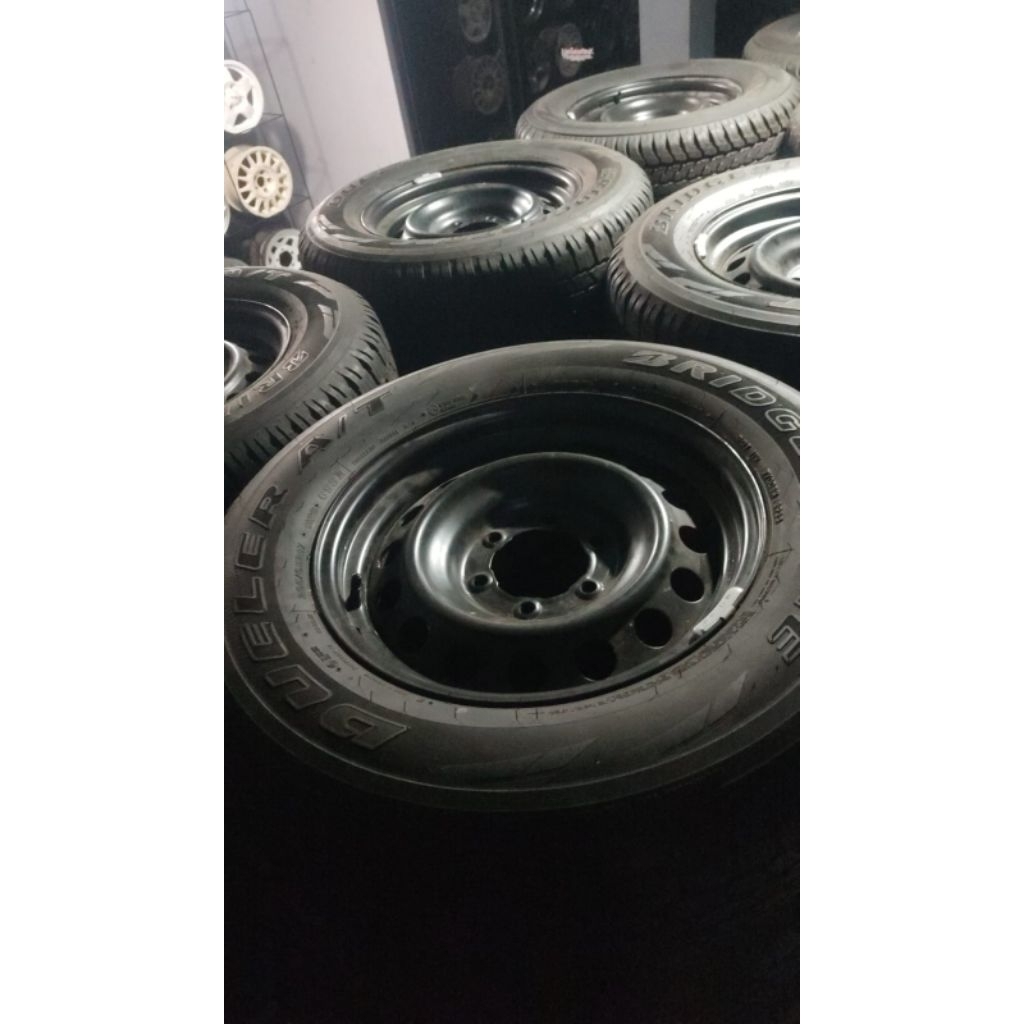 Velg kaleng OEM HILUX ring 17x7.5inch lobang 6x139.7 everest strada L200 pajero fortuner trooper bla