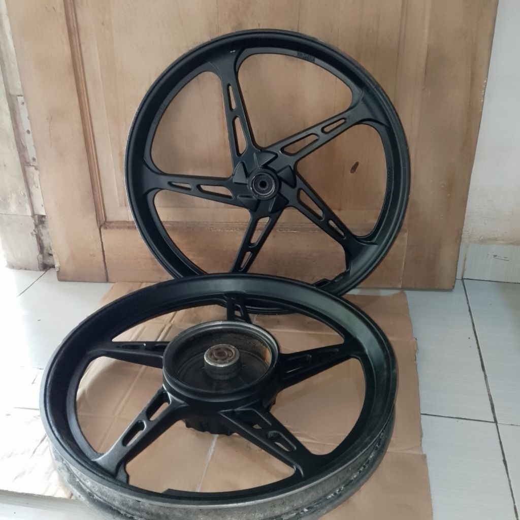 Velg RACING Depan Belakang Jupiter Z Jupiter Robot Jupiter Mx old New Vega R vega Zr Force Original 
