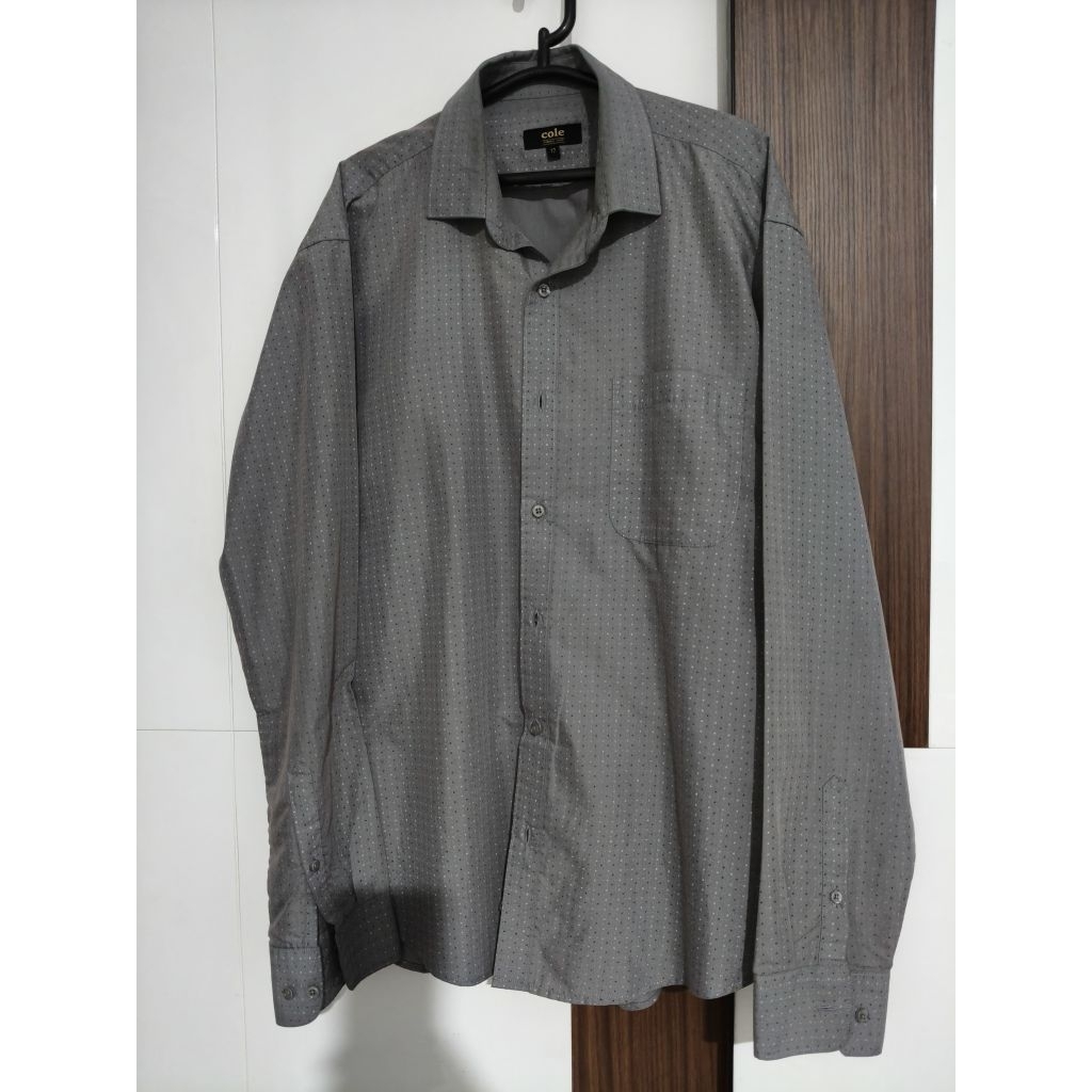 Cole kemeja lengan panjang grey preloved