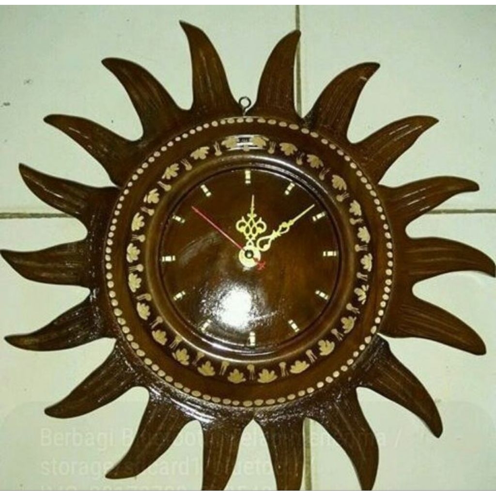 Jam dinding unik ukiran kayu jati