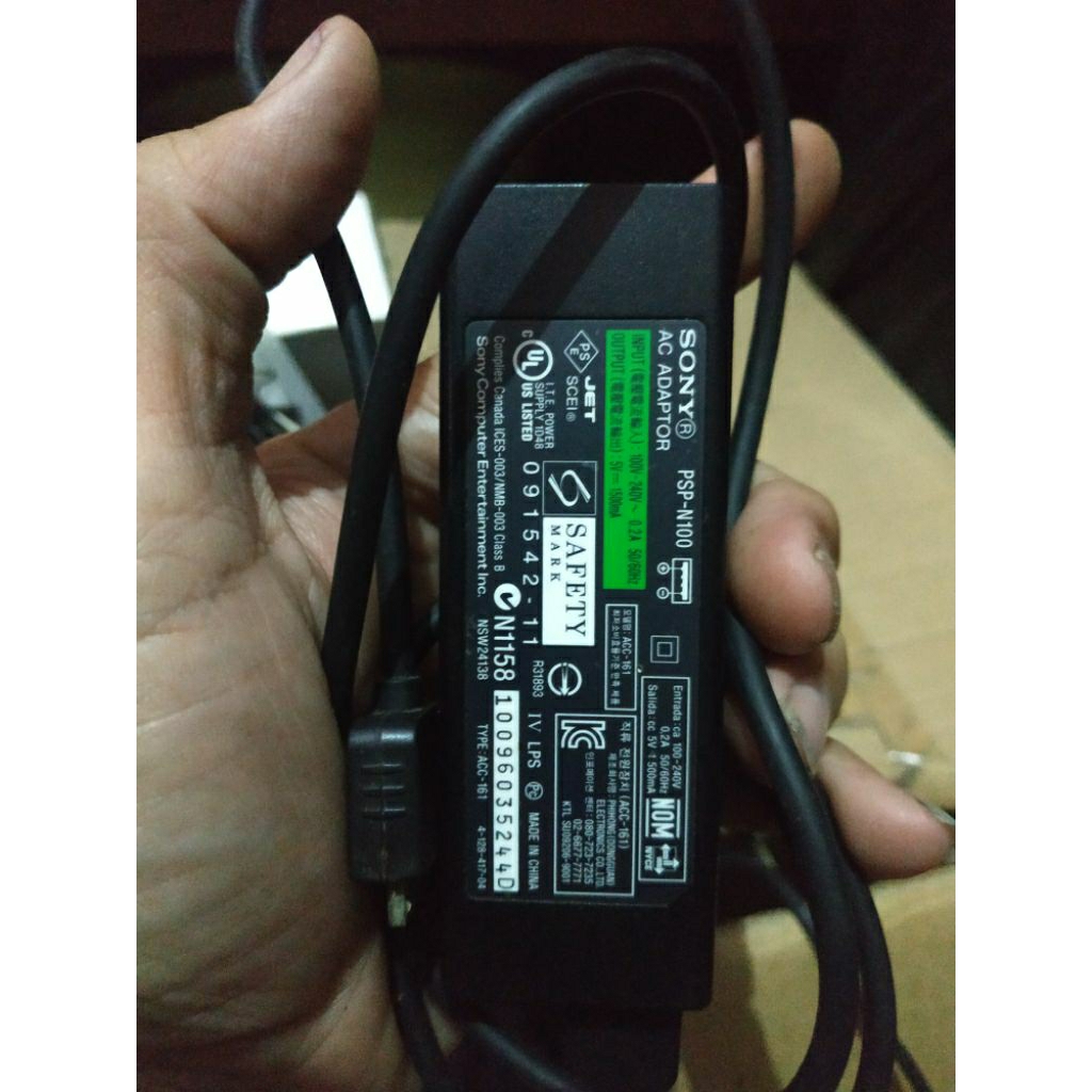 Charger Sony PSP Go Ori