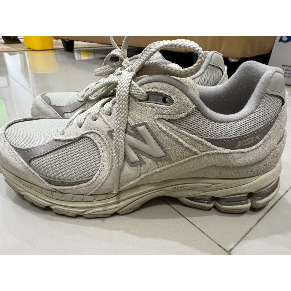 SEPATU NEW BALANCE 1906 ORIGINAL 100%