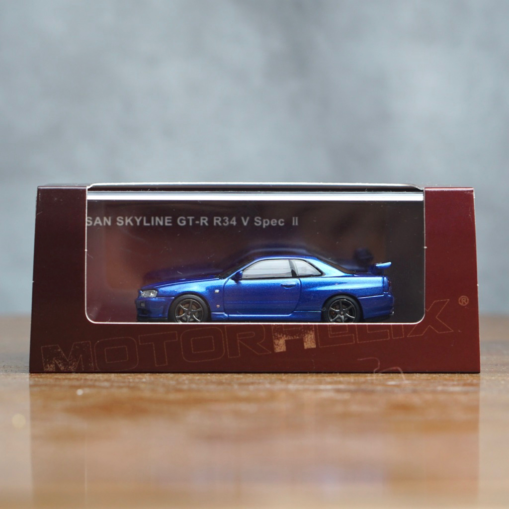 motorhelix nissan skyline gtr r34 v-spec ii blue biru