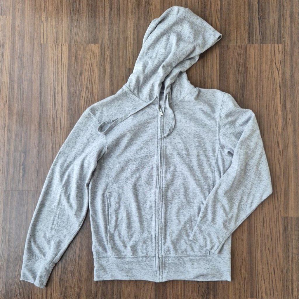 PRELOVED jaket  hoodie  katun Uniqlo Airism