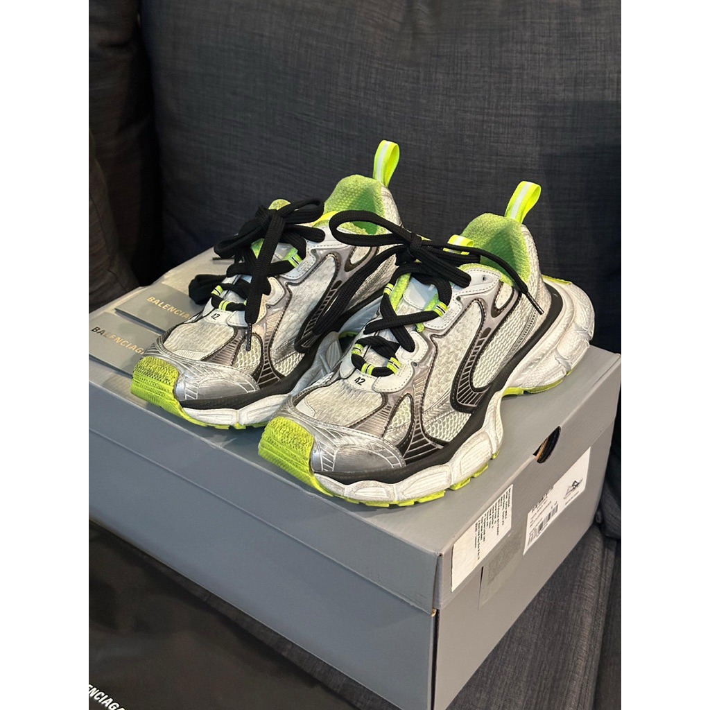3XL Sneakers B