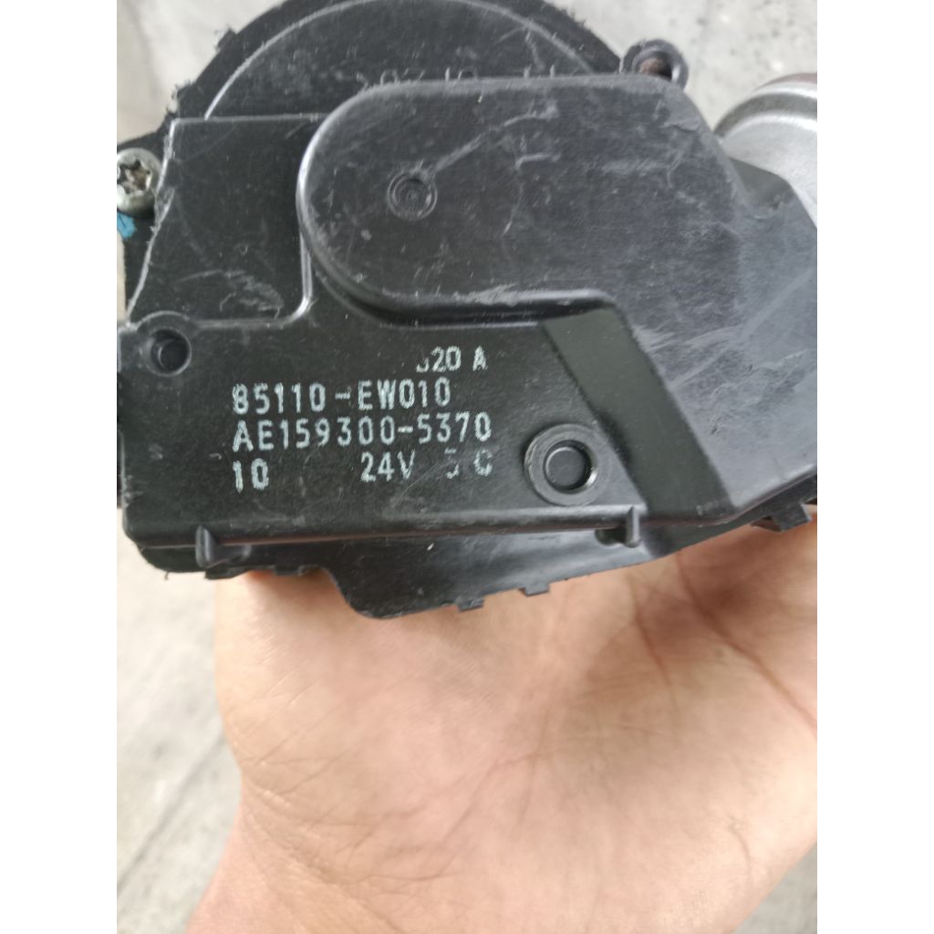 motor wiper hino lohan