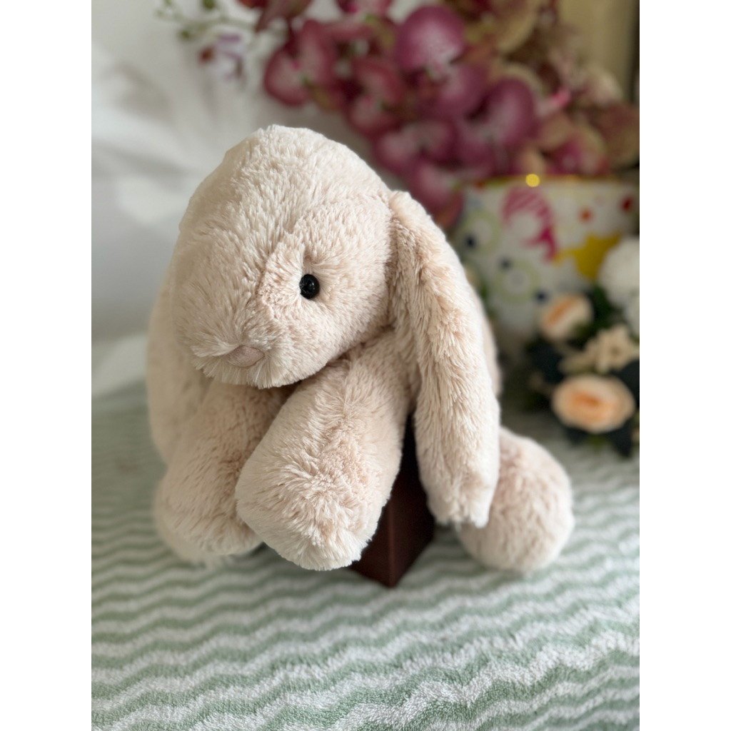Bunny smudge cream huge size by jellycat