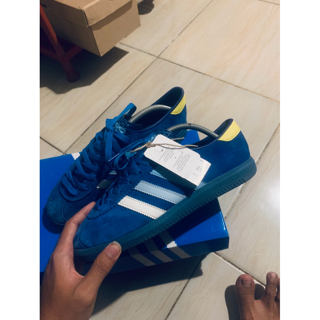 sepatu Adidas Amsterdam original