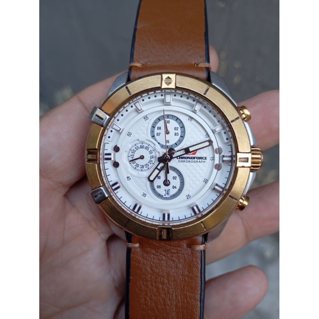 jam tangan chronoforce chronograph second bekas