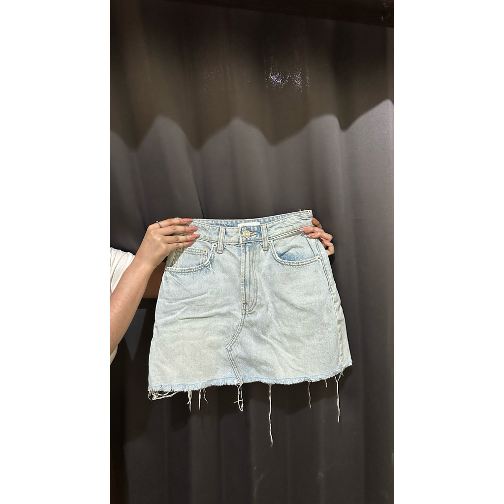 Rok pendek span jeans prelov