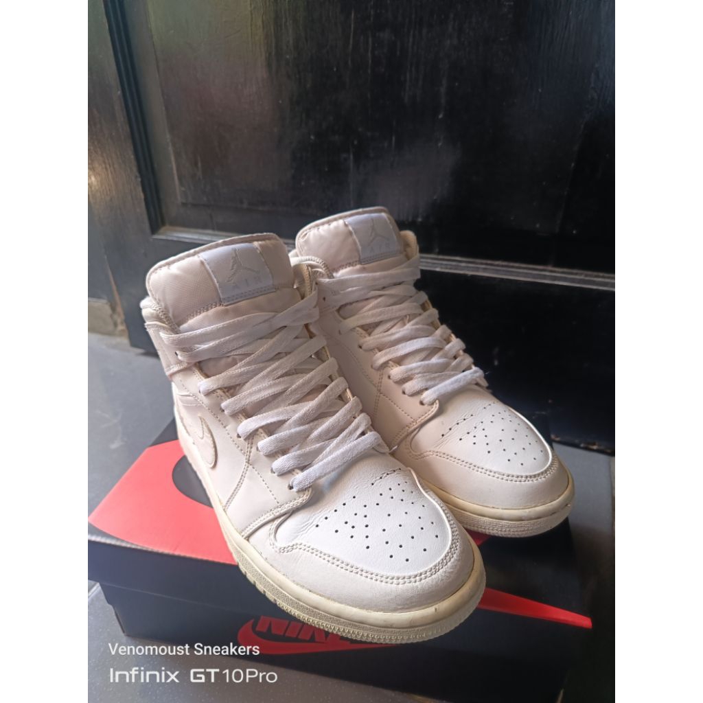 AJ 1 Mid 'Triple White' size 42.5 (Authentic)