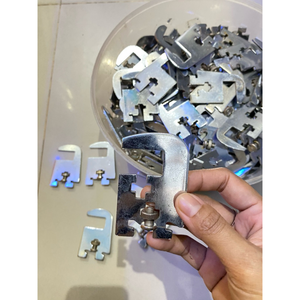 JUAL MURAH Bracket Pipa Kotak BEKAS, Siku G, Siku Rell Pipa Kotak