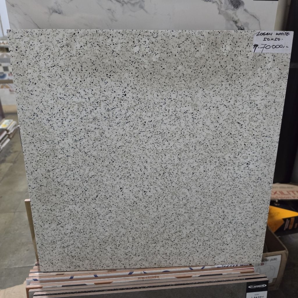 keramik lantai kamar mandi dapur kamar tidur garasi teras indoor outdoor PLATINUM 50x50 LOGAN WHITE 