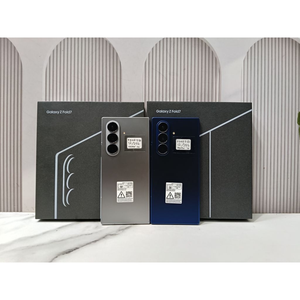 Samsung galaxy z fold 7 12/256 second