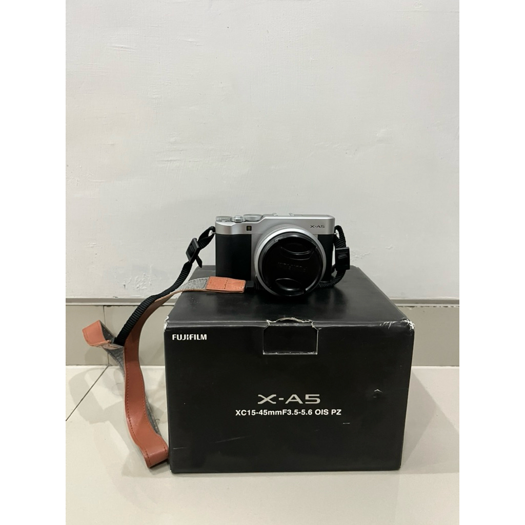 Fujifilm XA 5 bekas