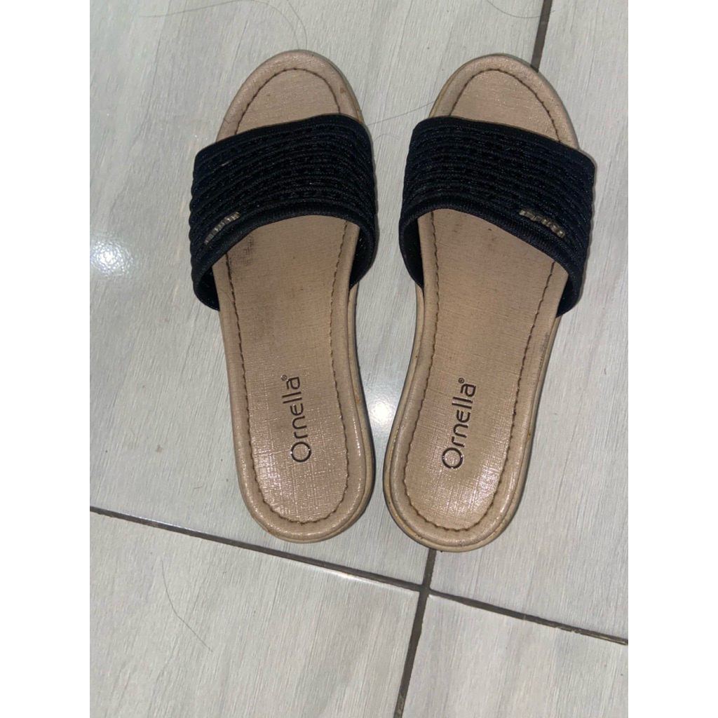 preloved sandal wanita