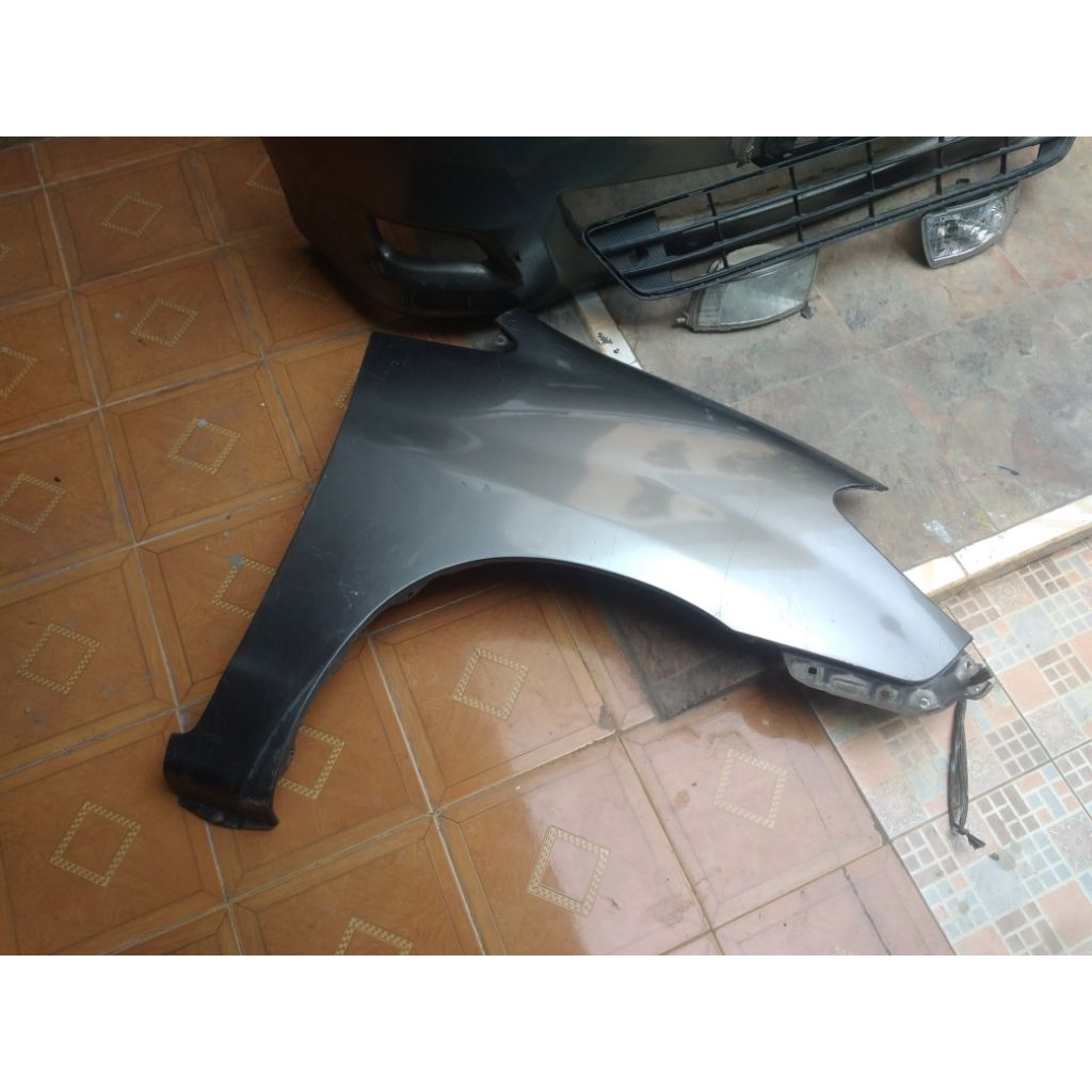 fender toyota innova 2004-2010 original copotan. body samping innova 2004-2010  original