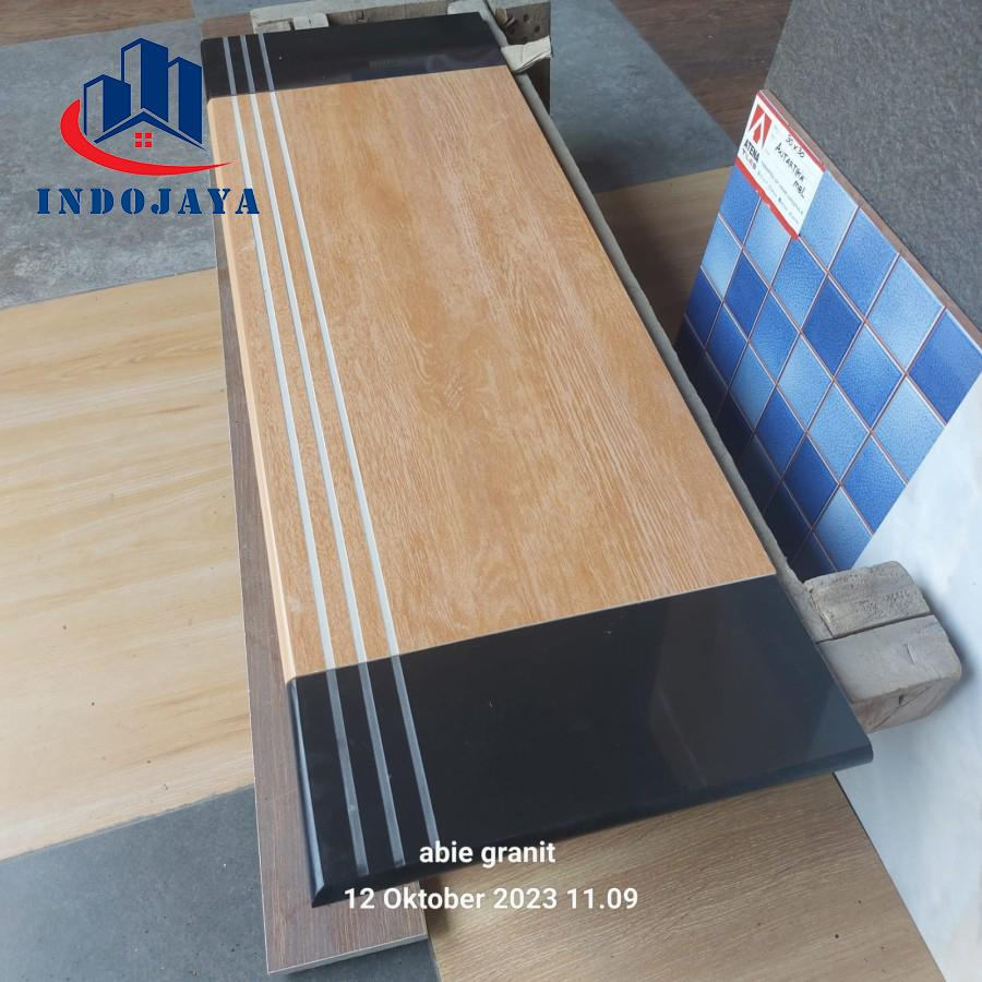 keramik motif kayu 30x80 30x90 granit tangga