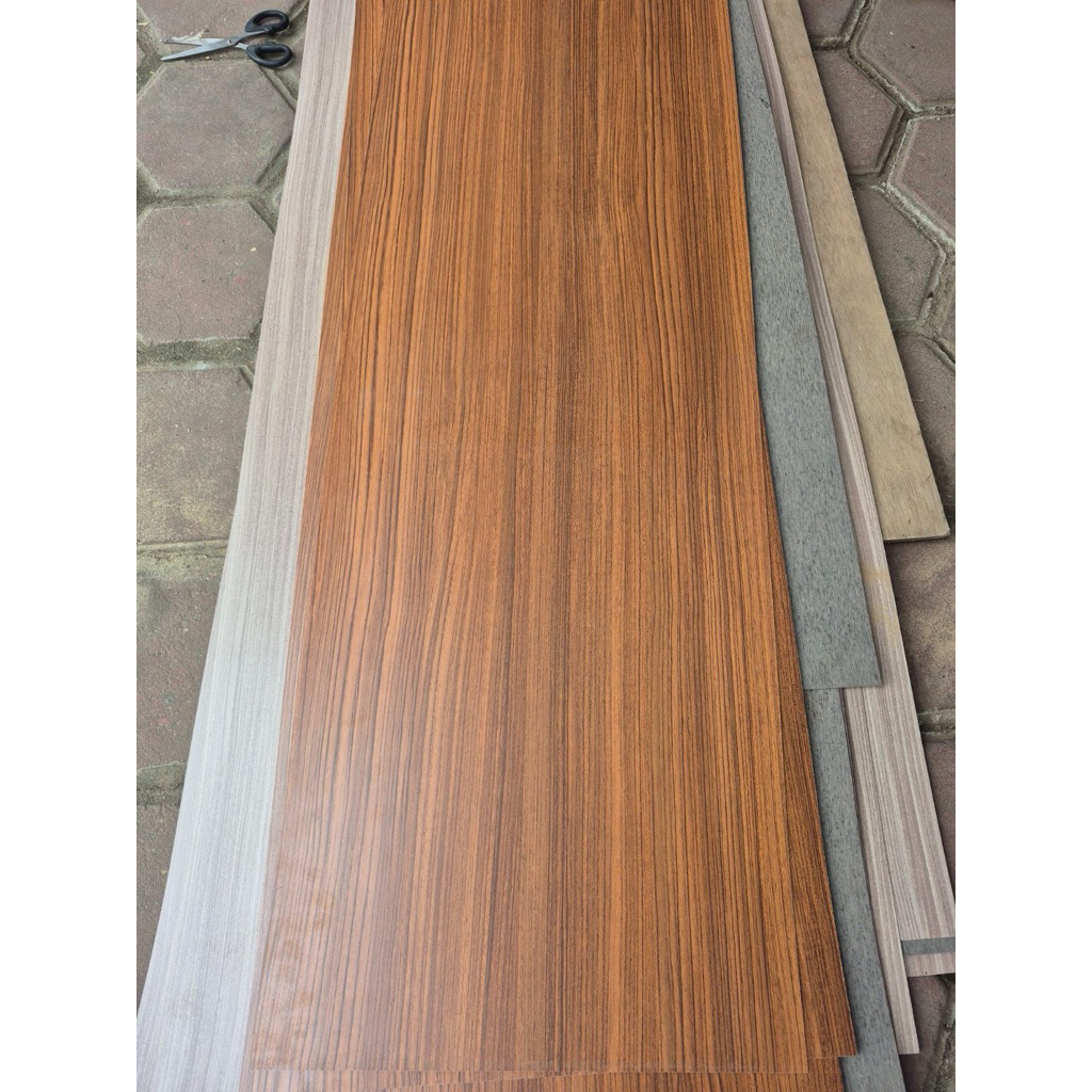 Hpl taco 39x244 motif serat kayu coklat muda