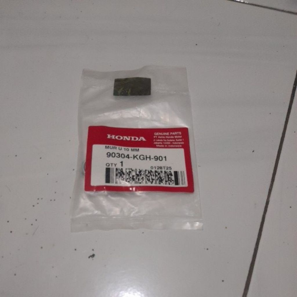 MUR, NUT U 10MM 90304 - KGH - 901