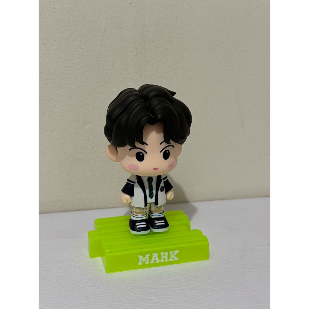 Figure NCT DREAM Mark Lee doll MD SF Cinema bangkok