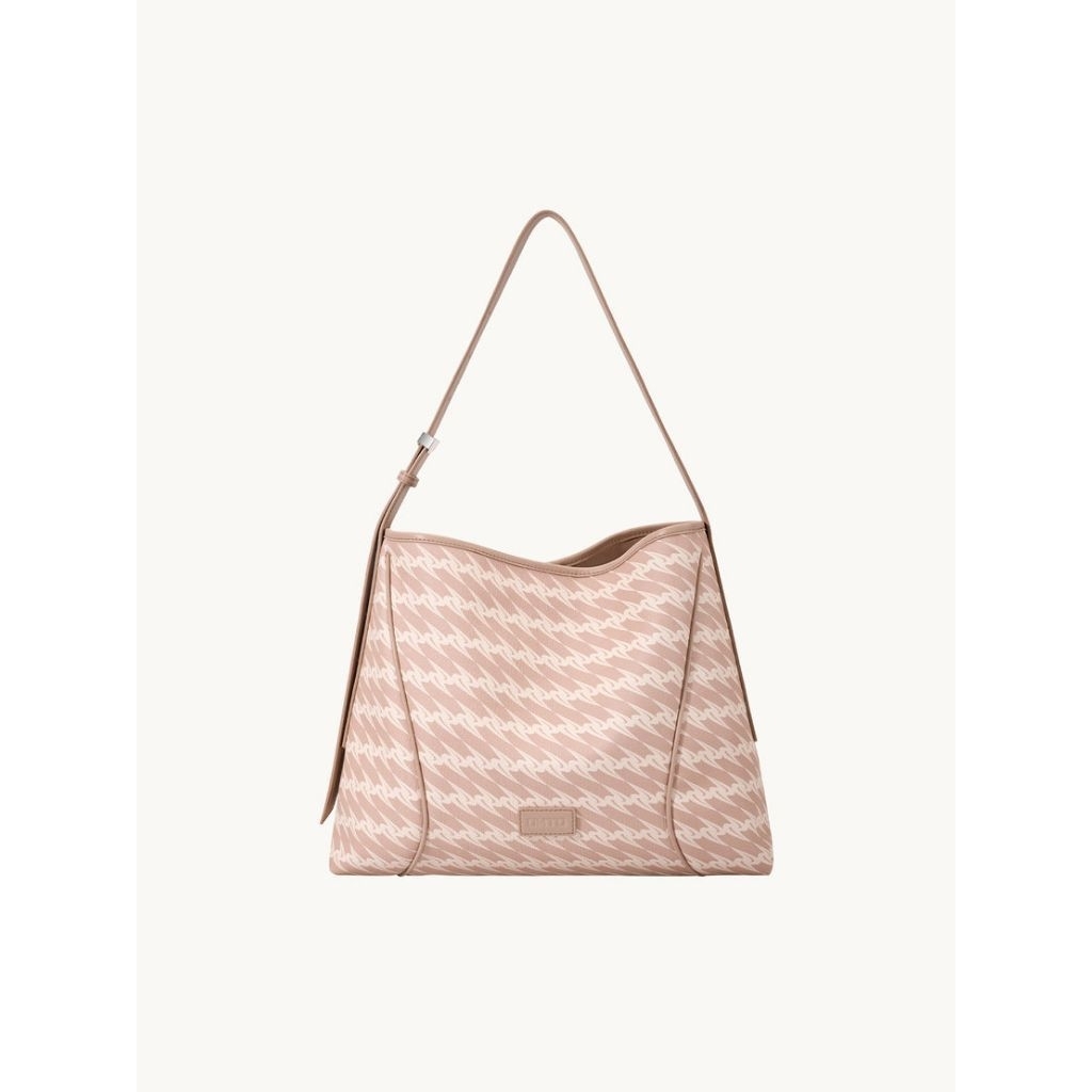 OMTO Brand Large hand 'n shoulder bag