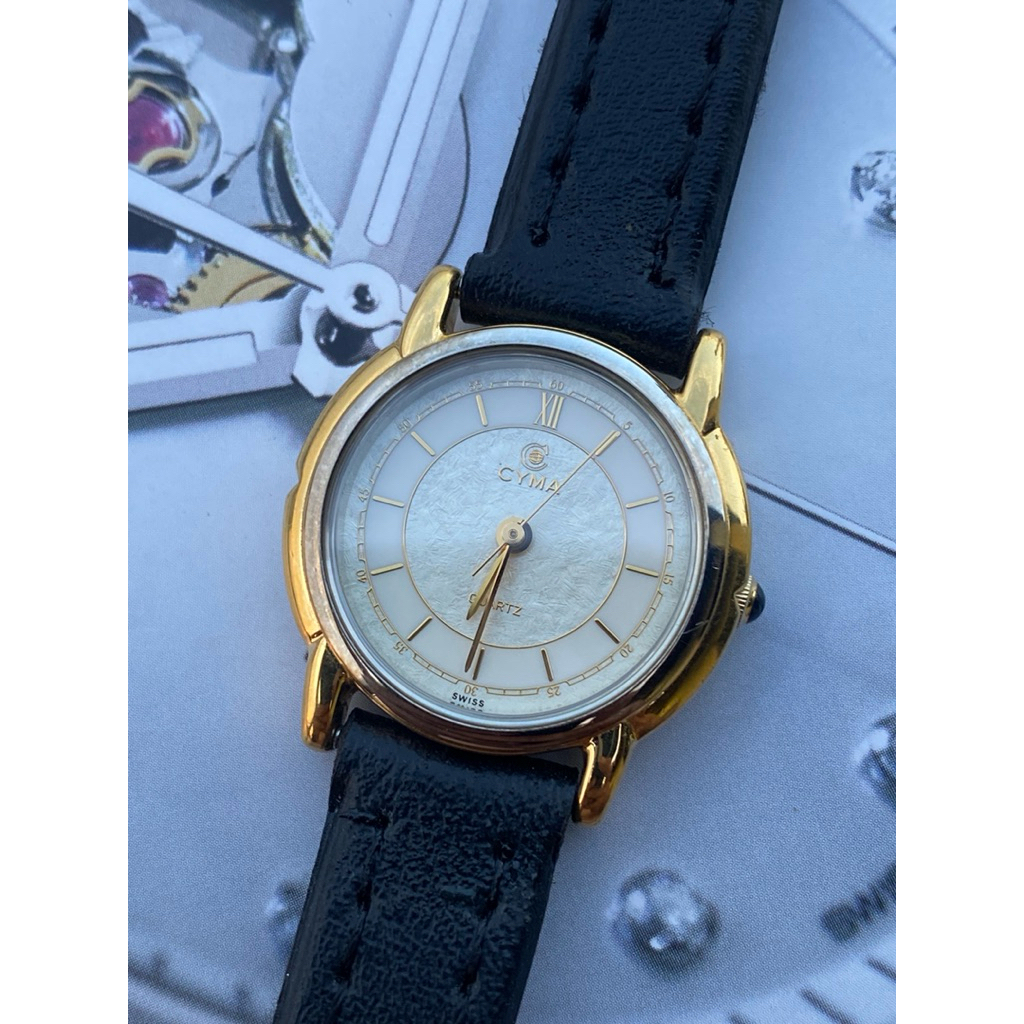 Cyma Le Locle Gold Quartz Swiss Made