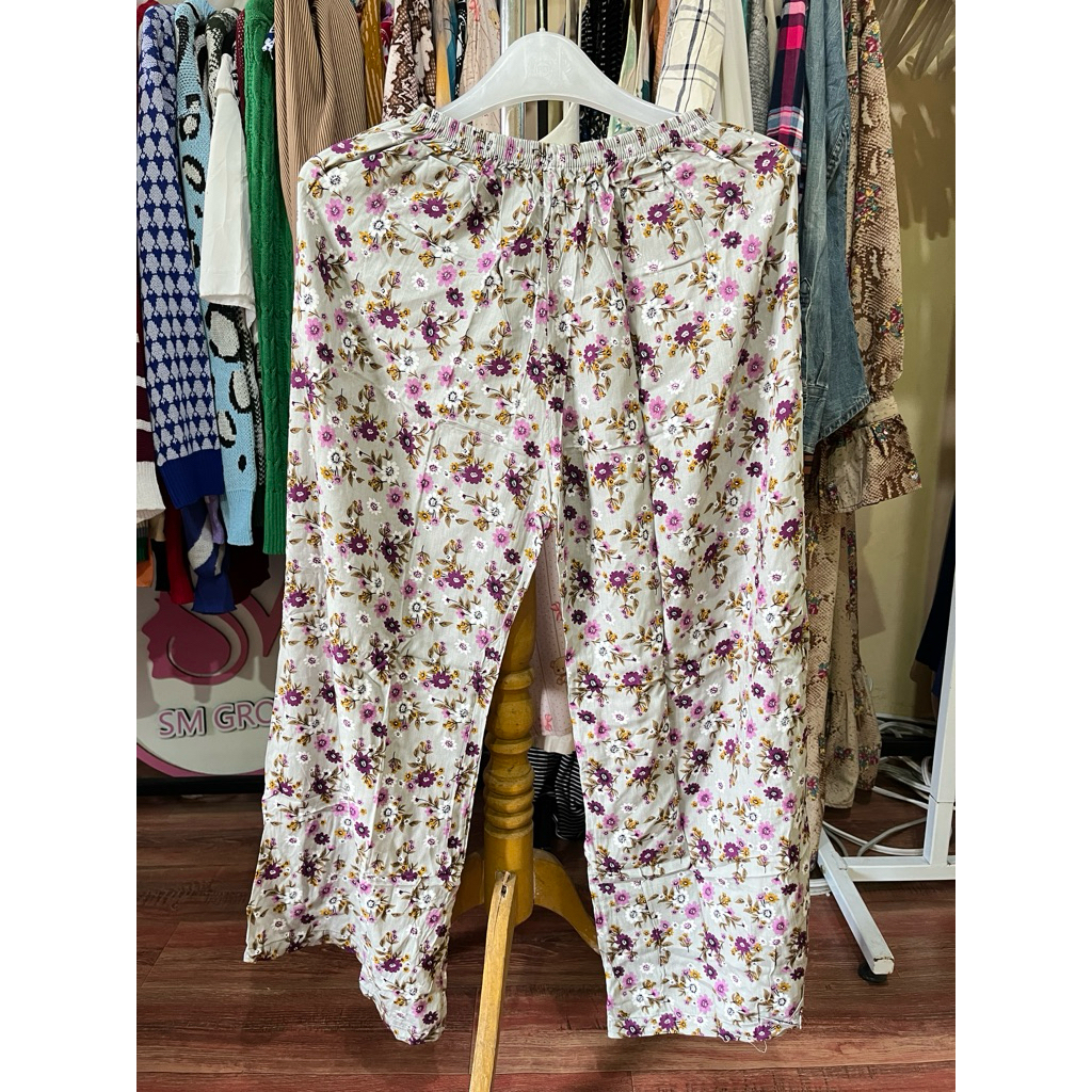 celana kulot rayon motif bunga kekinian viral