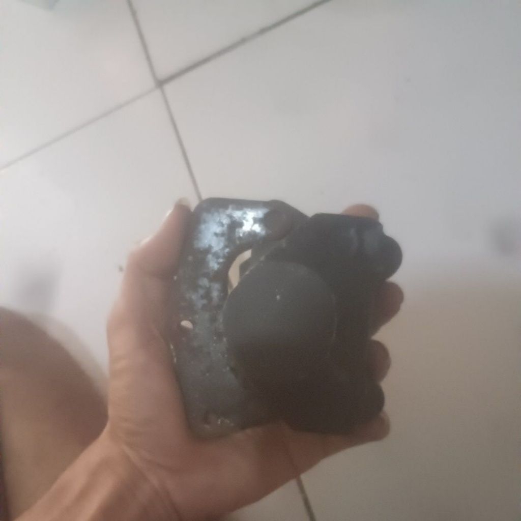 kaliper motor viarQ1 depan