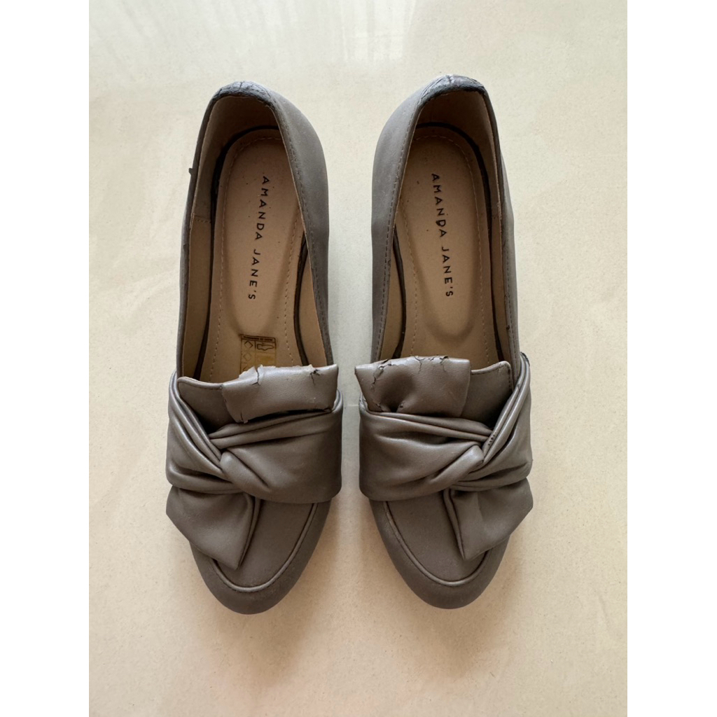 amanda jane knot bow ribbon grey shoes heels | sepatu hak pendek wanita pita abu-abu