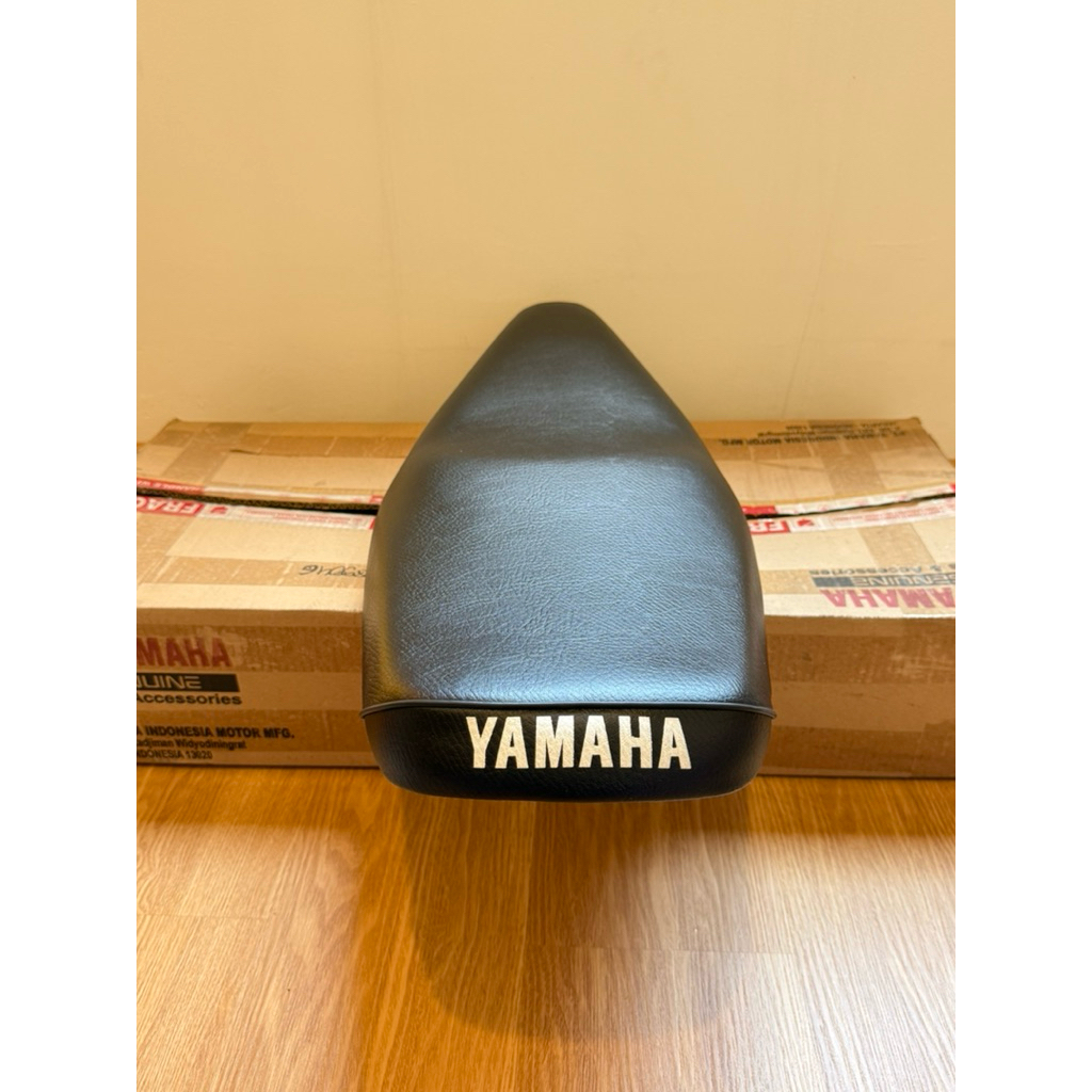 Jok Motor Set F1ZR FIZ F1 Yamaha asli original New Old Stock bukan bekas like new second preloved