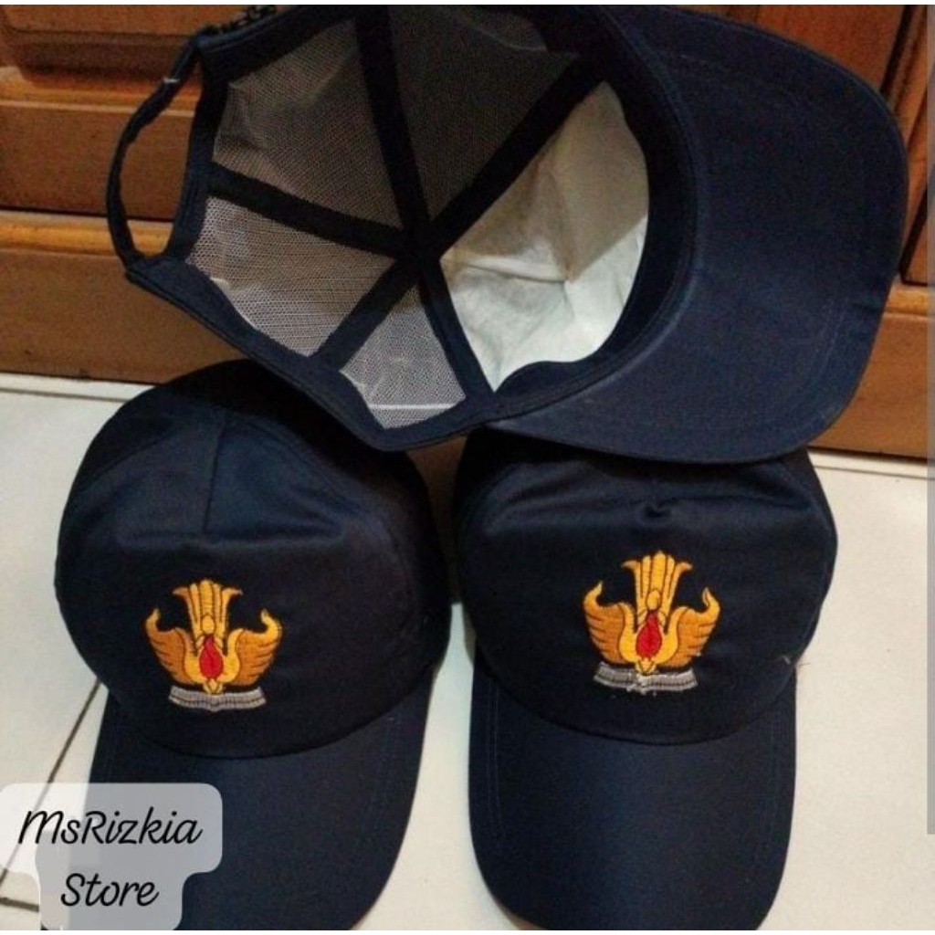Topi SMP/ Bahan Drill/Belakang Rel/Free Bordir