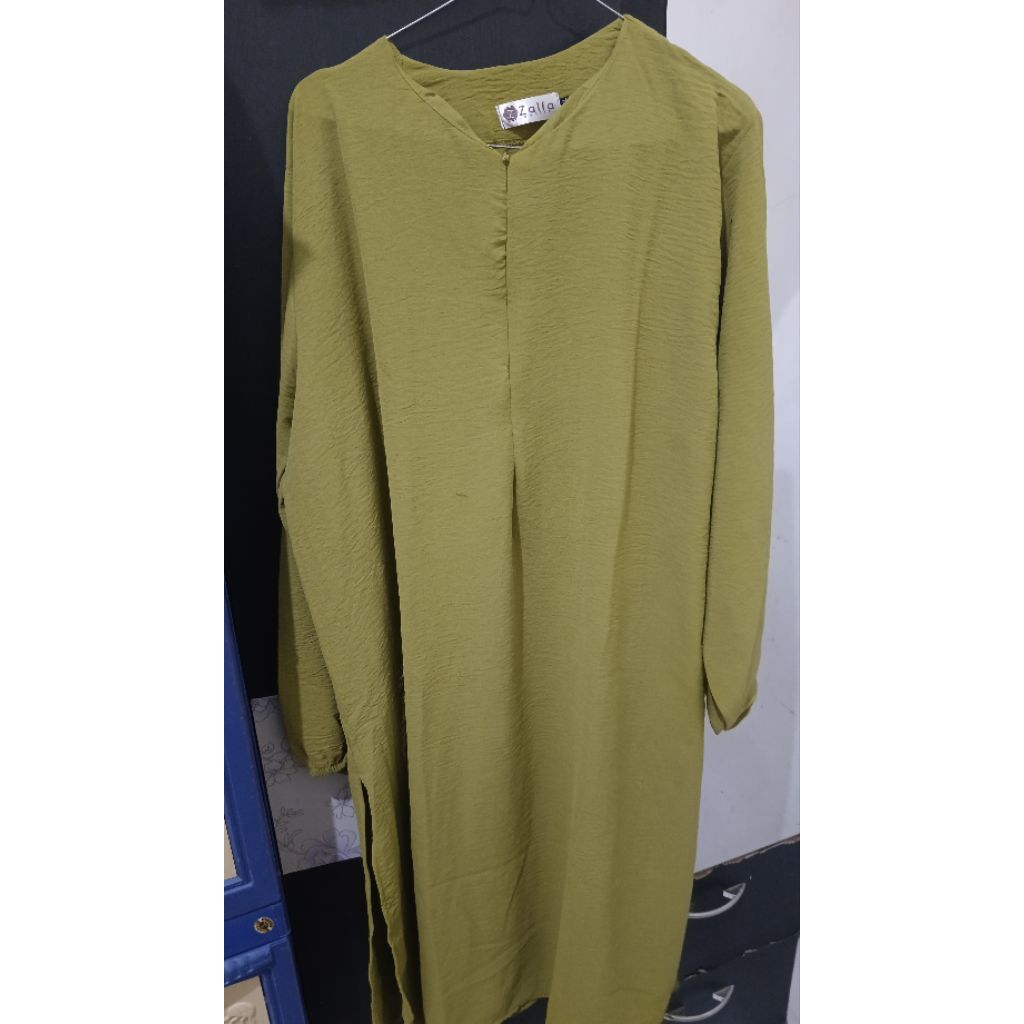 Preloved Long Tunik by Zalfa