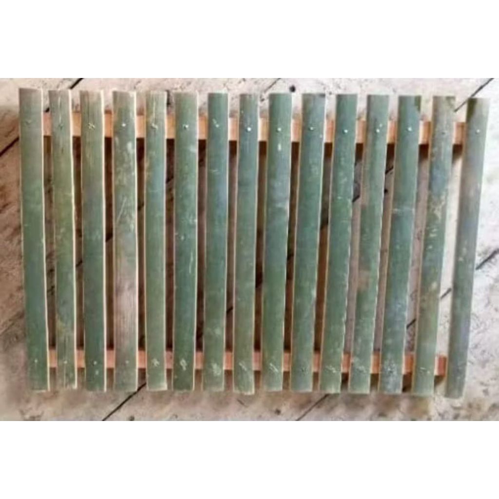 Footrest kelinci bambu , Alas kandang kelinci bambu footrest ukuran 100x70cm / alas kandang kucing