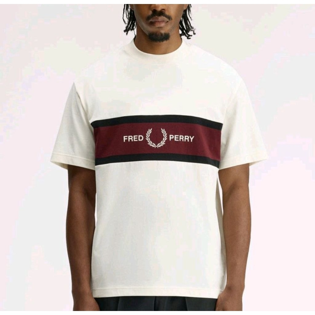 FRED PERRY - FRED PERRY EMBROIDERED PANEL T-SHIRT - ECRU