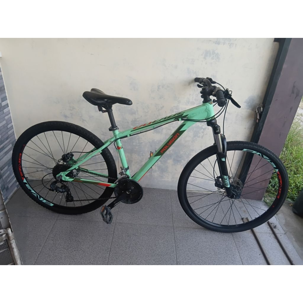 Sepeda Gunung Polygon Casecade 4 Uk Ban 27,5 Size S (bekas pakai)