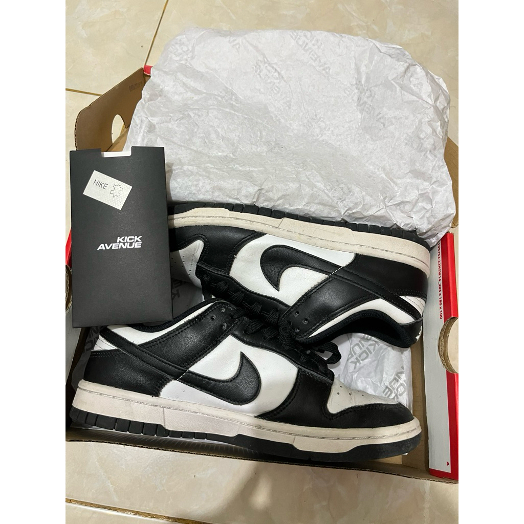 nike dunk panda kick avenue