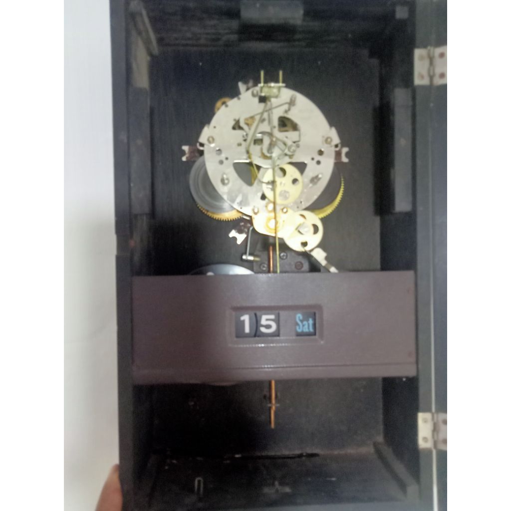 jam dinding jadul LORUS JAPAN
