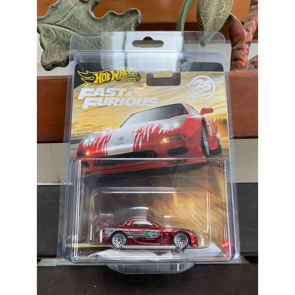 Hot Wheels Premium Mazda RX7 Chase
