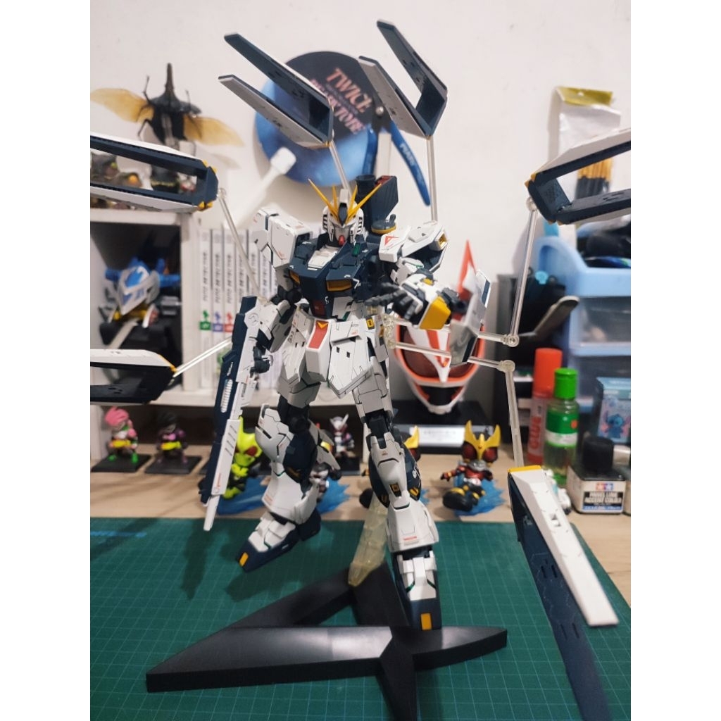 MG Nu Ver Ka Bandai